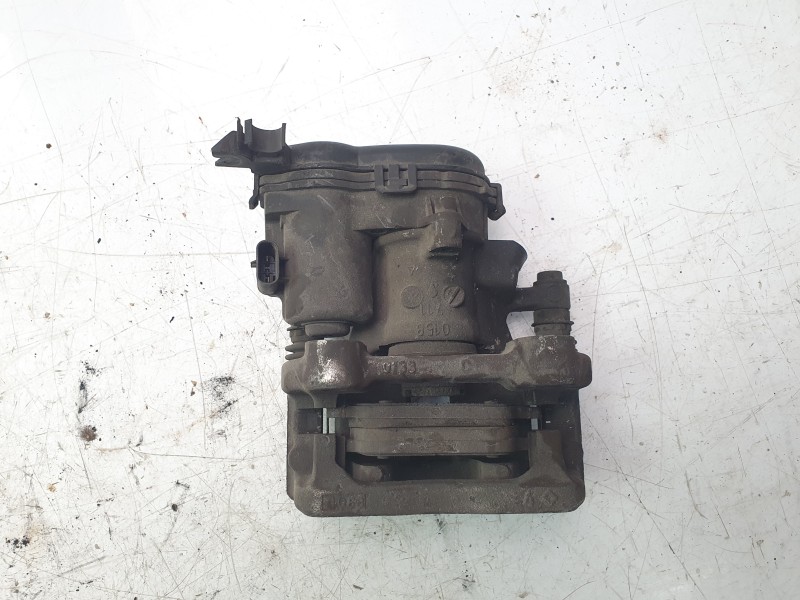 Recambio de pinza de freno trasera derecha para mercedes-benz clase b (w246) b 200 cdi be (246.201) referencia OEM IAM 000423248