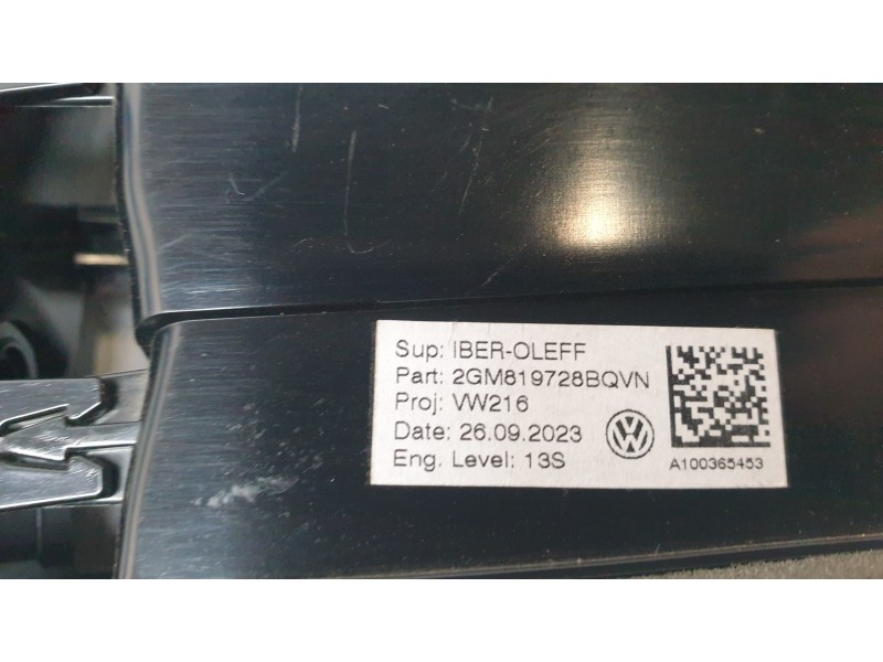 Recambio de aireador central para volkswagen t-cross (c11, d31) 1.0 tsi referencia OEM IAM 2G0819728  