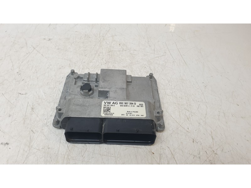 Recambio de centralita motor uce para volkswagen t-cross (c11, d31) 1.0 tsi referencia OEM IAM 05C907394D  