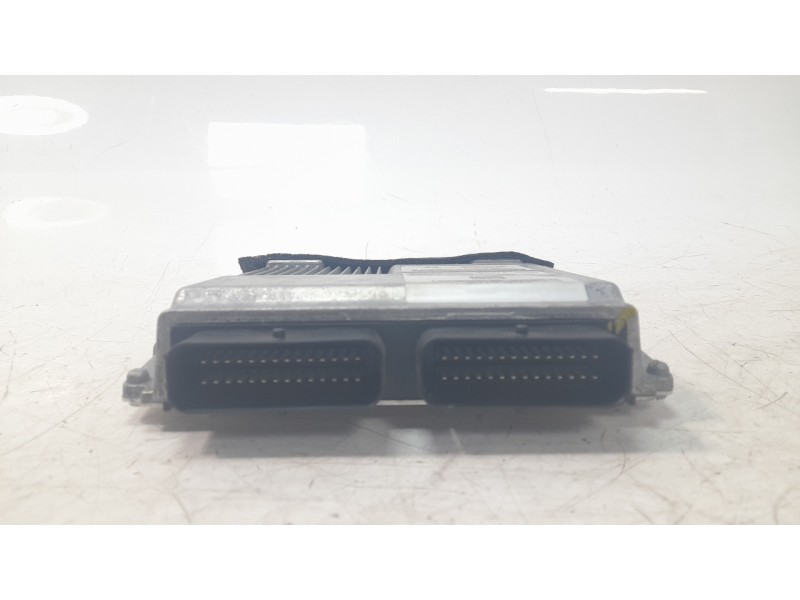 Recambio de centralita motor uce para dacia sandero iii stepway extreme referencia OEM IAM 237100796V  