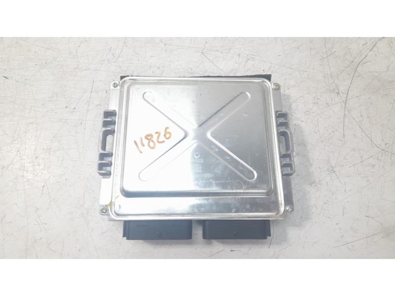 Recambio de centralita motor uce para dacia sandero iii stepway extreme referencia OEM IAM 237100796V  