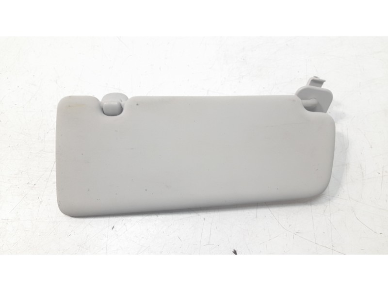 Recambio de parasol izquierdo para dacia sandero iii stepway extreme referencia OEM IAM 964016722R  