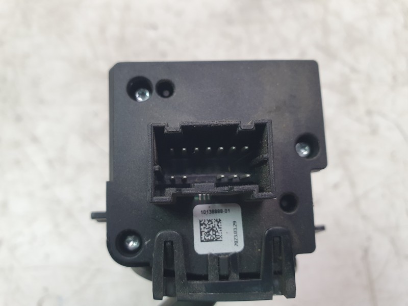 Recambio de mando limpia para mg zs comfort referencia OEM IAM 1013888801  