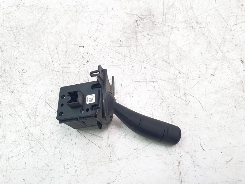 Recambio de mando multifuncion para mg zs comfort referencia OEM IAM 1014102800  