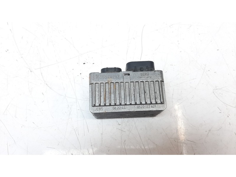 Recambio de rele para opel insignia country tourer 2.0 16v cdti referencia OEM IAM 55574293  