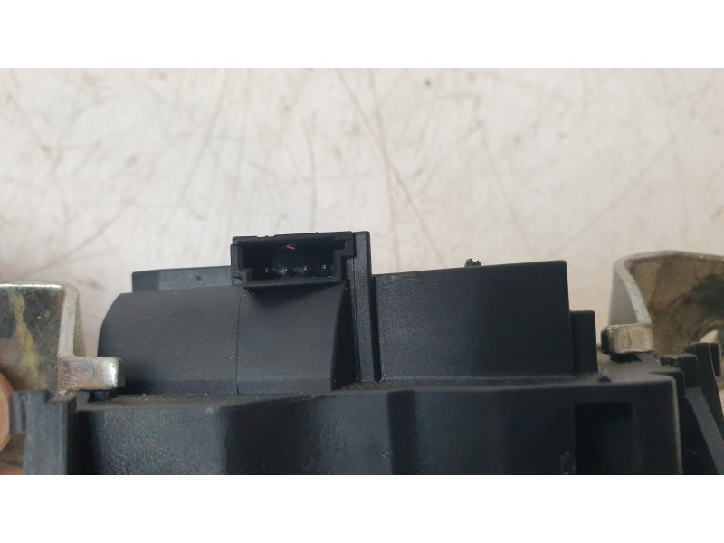 Recambio de cerradura maletero / porton para mercedes-benz clase gla (w156) gla 200 cdi (156.908) referencia OEM IAM 2047400535 