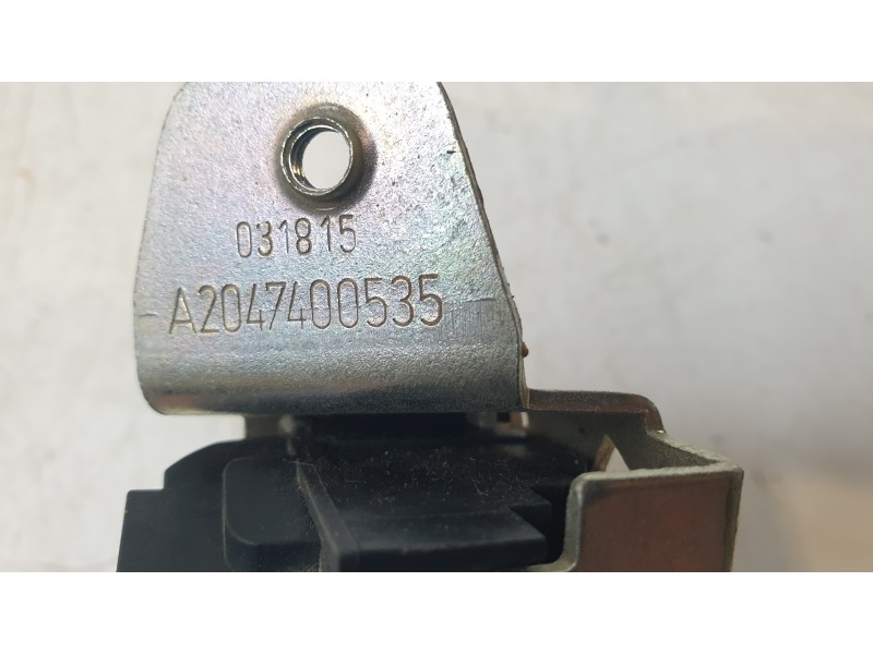 Recambio de cerradura maletero / porton para mercedes-benz clase gla (w156) gla 200 cdi (156.908) referencia OEM IAM 2047400535 