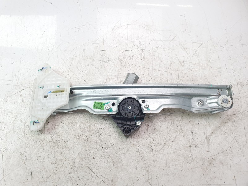 Recambio de elevalunas trasero izquierdo para mg zs comfort referencia OEM IAM 10233937  