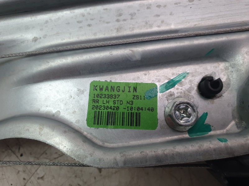 Recambio de elevalunas trasero izquierdo para mg zs comfort referencia OEM IAM 10233937  