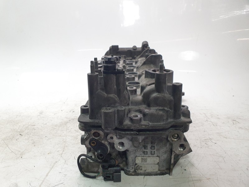 Recambio de culata para land rover discovery sport (l550) 2.0 d 4x4 referencia OEM IAM LR073645  