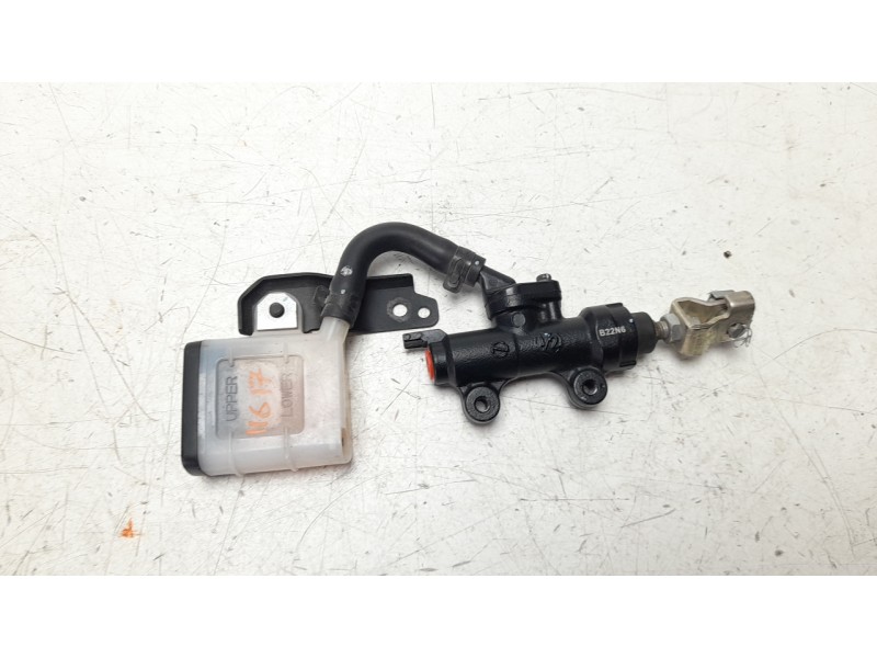 Recambio de bomba freno para honda cb 500f referencia OEM IAM 43510MKPJ01  