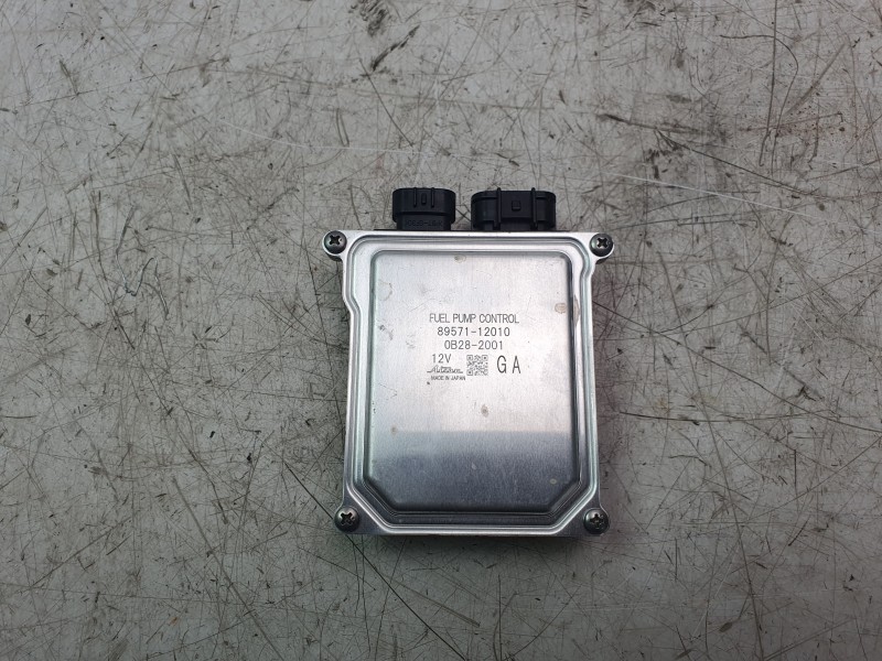 Recambio de torpedo para toyota rav 4 v (_a5_, _h5_) 2.5 hybrid (axah52) referencia OEM IAM 8957112010  