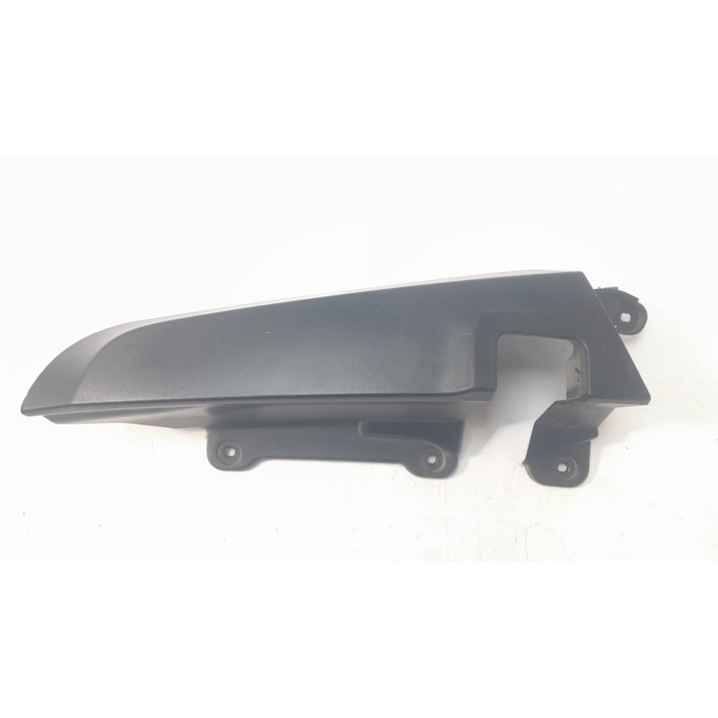 Recambio de molduras traseras para renault express furgoneta/monovolumen 1.5 blue dci 75 (f6aa) referencia OEM IAM 903909258  