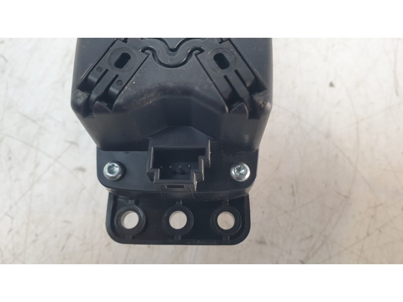 Recambio de mando multifuncion para mercedes-benz clase gla (w156) gla 200 cdi (156.908) referencia OEM IAM A2469001309  