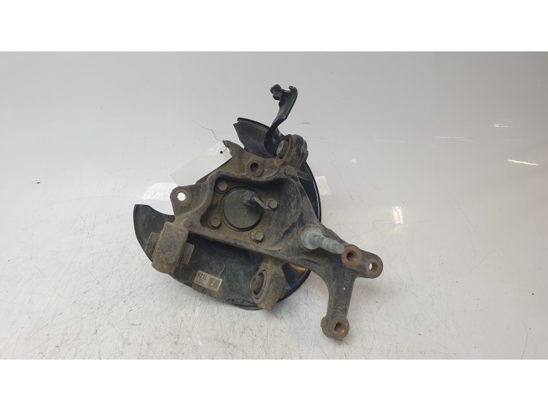 Recambio de mangueta trasera izquierda para lexus ux (za10) 250h referencia OEM IAM 4230576030  