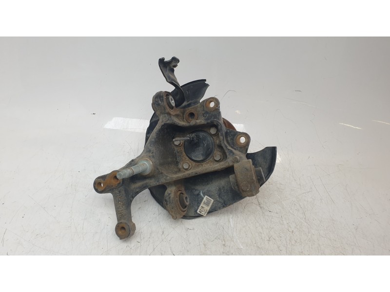 Recambio de mangueta trasera derecha para lexus ux (za10) 250h referencia OEM IAM 4230476030  