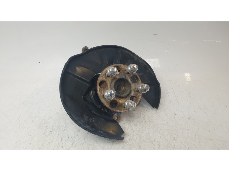 Recambio de mangueta trasera derecha para toyota rav4 referencia OEM IAM 4230442070  