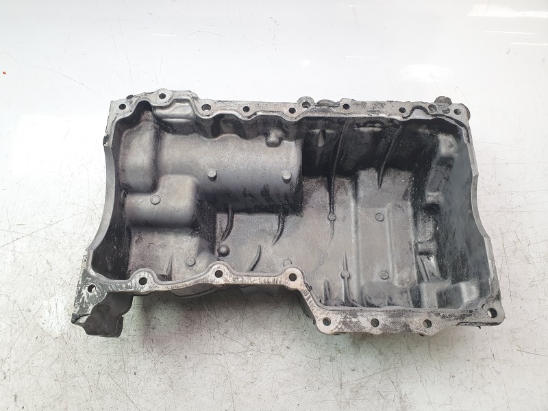 Recambio de carter para land rover discovery sport (l550) 2.0 d 4x4 referencia OEM IAM G4D36706DB  