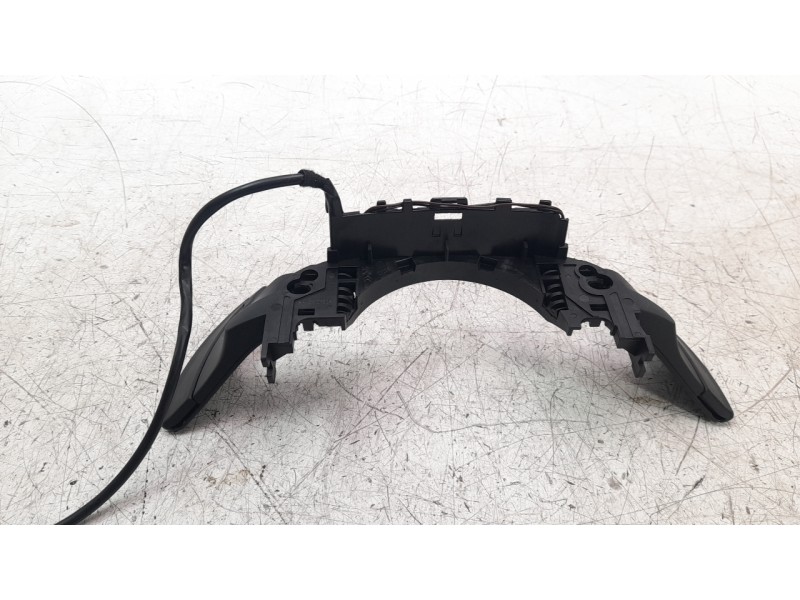 Recambio de mando volante para citroen c4 picasso origins referencia OEM IAM 96667245ZD  