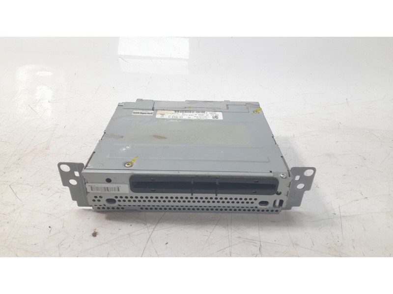 Recambio de sistema audio / radio cd para bmw serie 3 lim. (f30) 318d referencia OEM IAM 879215701  