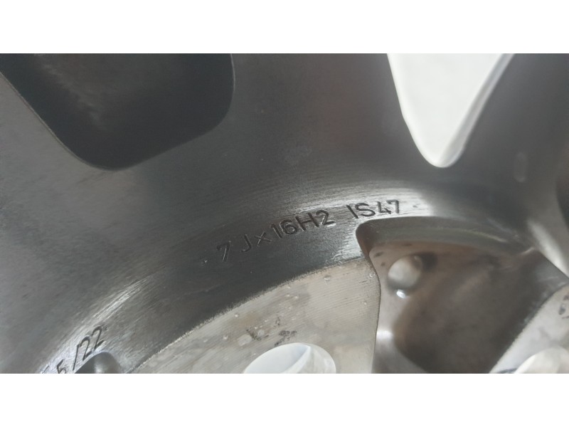Recambio de llanta para bmw 1 (f40) 118 i referencia OEM IAM 6897609  
