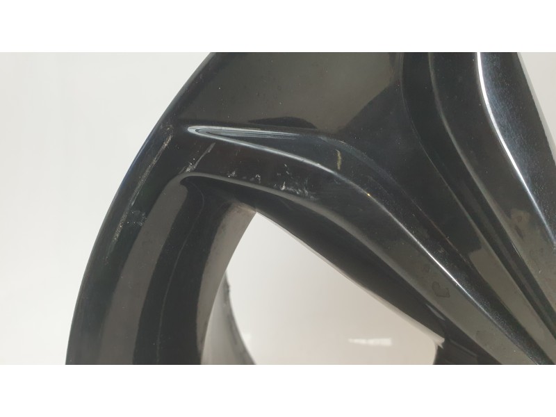 Recambio de llanta para land rover discovery sport (l550) 2.0 d 4x4 referencia OEM IAM LR073512  