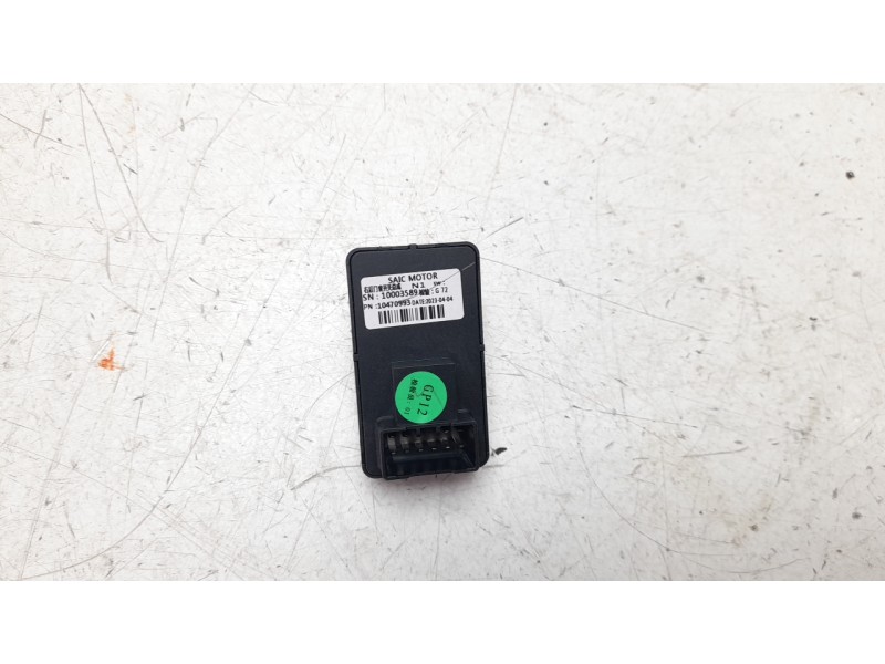 Recambio de mando elevalunas trasero derecho para mg zs comfort referencia OEM IAM 10470989  