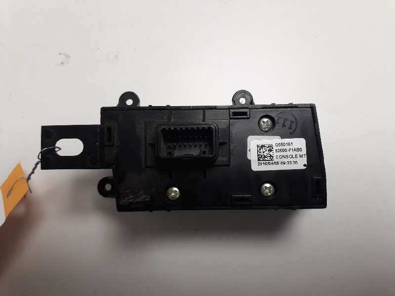 Recambio de interruptor para kia sportage emotion 4x2 referencia OEM IAM 93600F1AB0  