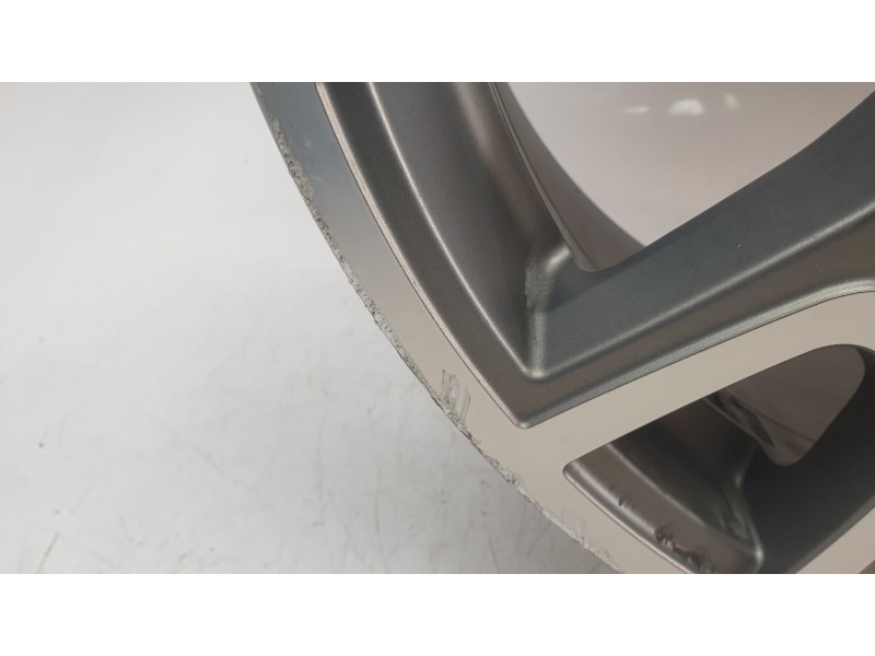 Recambio de llanta para maserati levante suv (m161) 3.0 d q4 referencia OEM IAM 980161084  