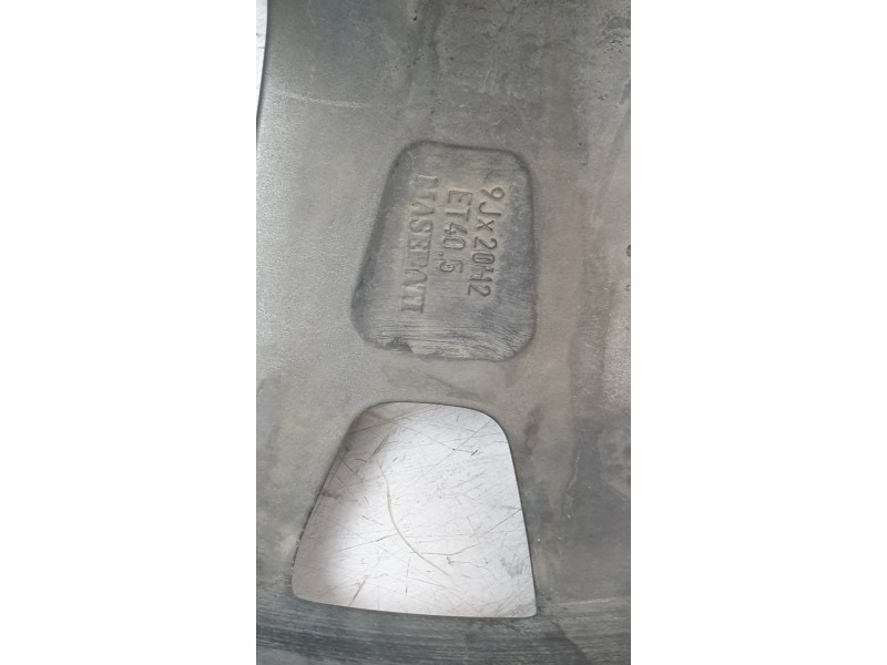 Recambio de llanta para maserati levante suv (m161) 3.0 d q4 referencia OEM IAM 670044701  