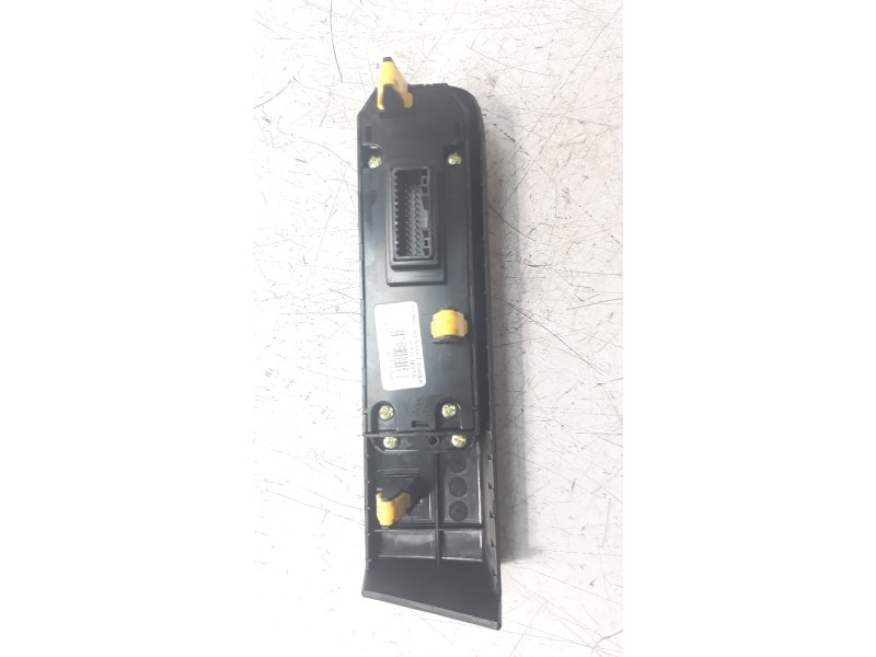 Recambio de mando multifuncion para kia ceed 1.0 tgdi cat referencia OEM IAM 93700J7430  