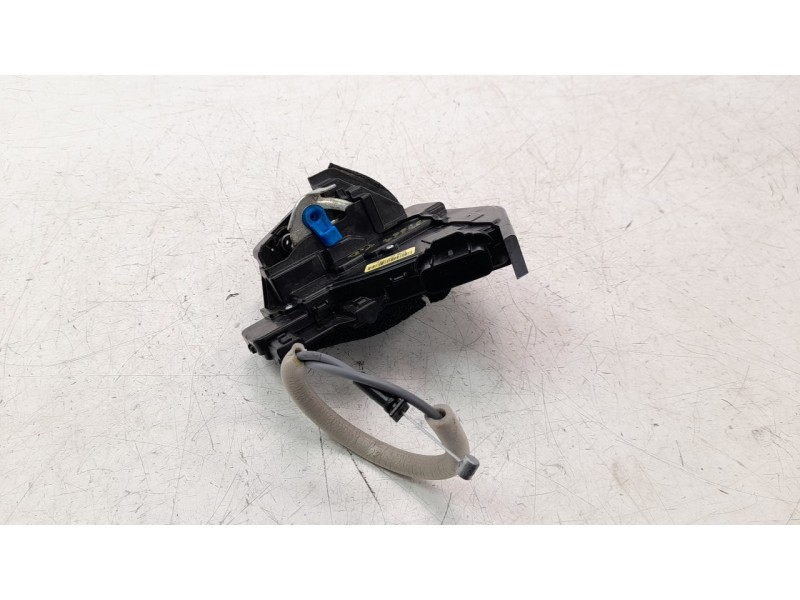 Recambio de cerradura puerta trasera derecha para kia stonic (ybcuv) 1.2 cat referencia OEM IAM 814B0H8010  