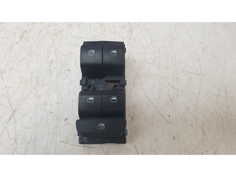 Recambio de mando elevalunas delantero izquierdo para hyundai i10 iii (ac3, ai3) 1.0 mpi referencia OEM IAM 93571K7210NNB  