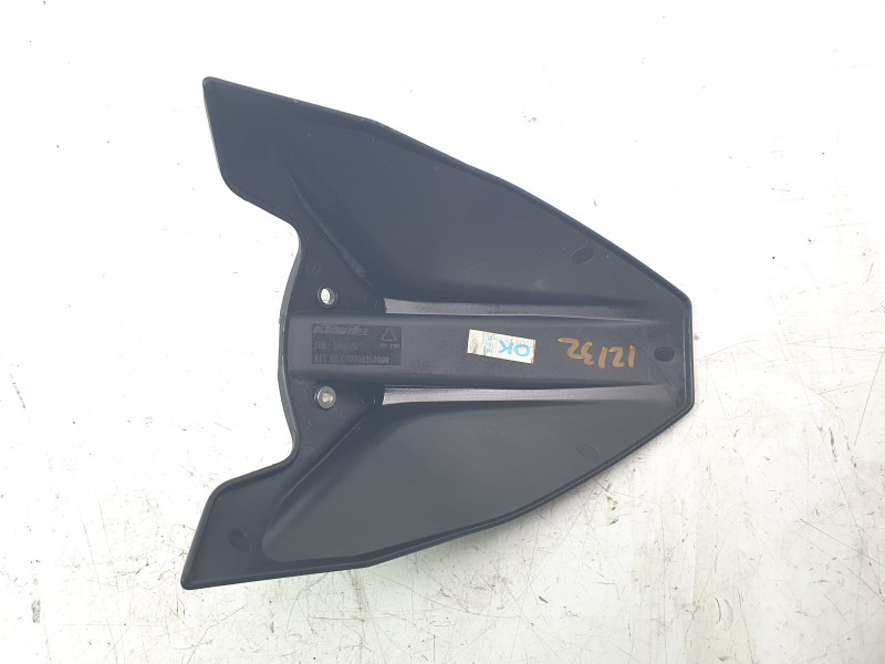 Recambio de carenado para ktm duke 790 duke l referencia OEM IAM C90704050000  
