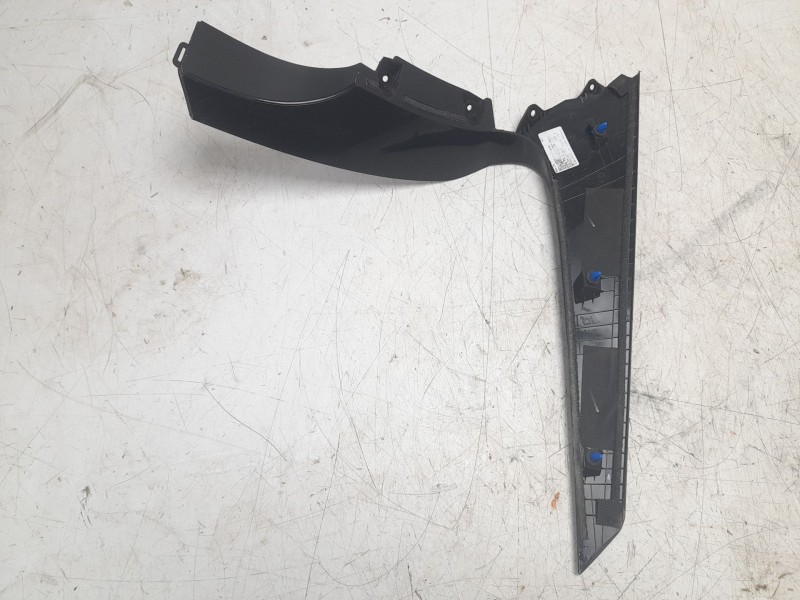 Recambio de moldura para hyundai tucson (nx) klass 2wd referencia OEM IAM 87227N7101  