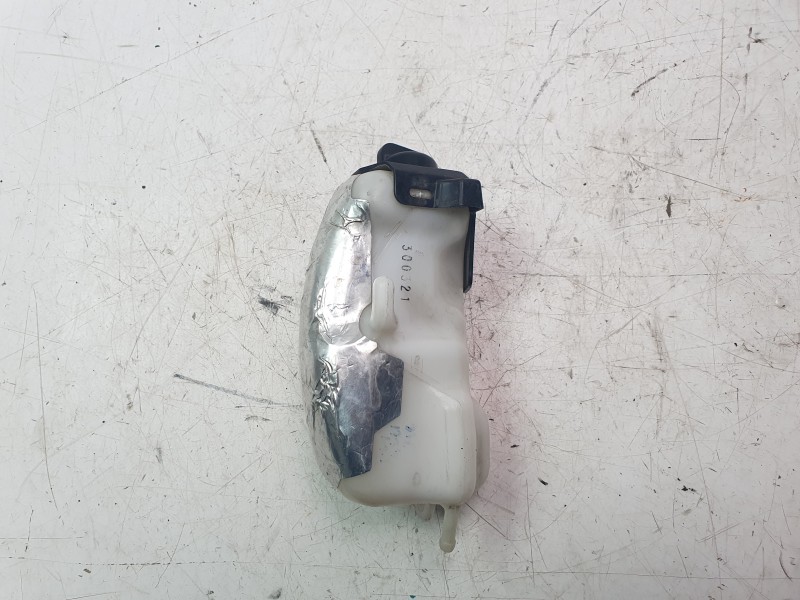 Recambio de deposito expansion para honda cb 650r referencia OEM IAM 19110MKYD50  