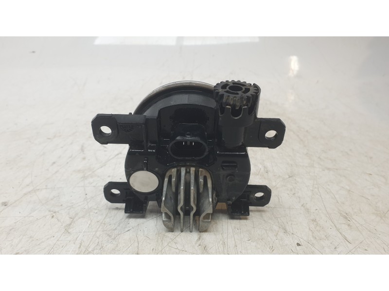 Recambio de faro antiniebla izquierdo para maserati levante suv (m161) 3.0 d q4 referencia OEM IAM 670033497  