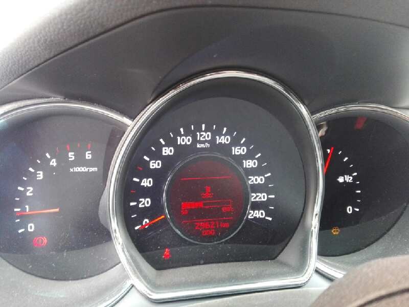 Recambio de cuadro instrumentos para kia cee´d drive referencia OEM IAM 94033A2332  