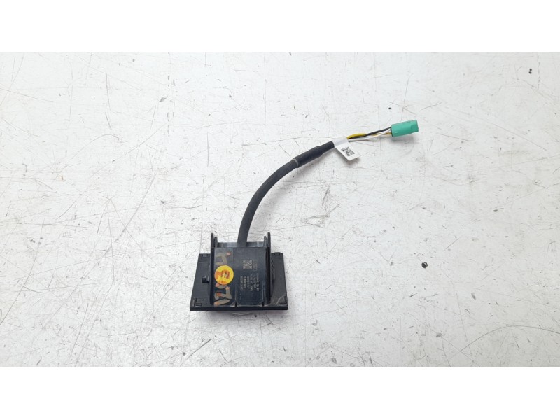 Recambio de camara vision trasera para mg zs comfort referencia OEM IAM 544465591  