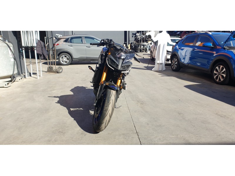 yamaha mt-09 (7.2013) del año 2019