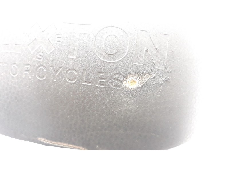 Recambio de asiento para brixton bx125x bx 125 referencia OEM IAM 701000146  