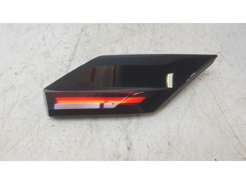 Recambio de piloto trasero derecho para citroën c4 berlina e-feel pack referencia OEM IAM 9835109680  