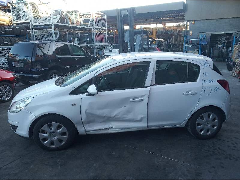 opel corsa d del año 2009