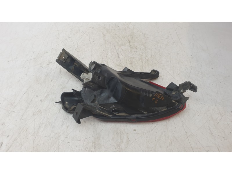 Recambio de piloto trasero izquierdo paragolpes para mazda mx-5 (04.2015>) 1.5 16v cat referencia OEM IAM NA1P51660C  