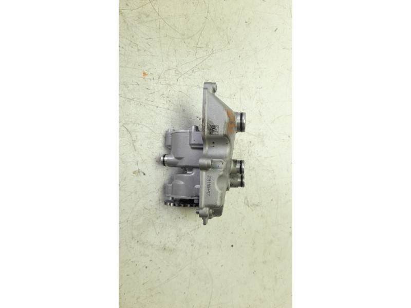 Recambio de bomba aceite para ktm duke 790 duke l referencia OEM IAM C90038012000  