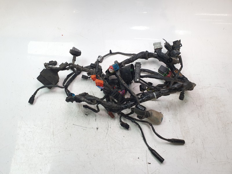 Recambio de pinza de freno trasera para honda cbr 500r cbr 500 r referencia OEM IAM 32100MKPDN01  