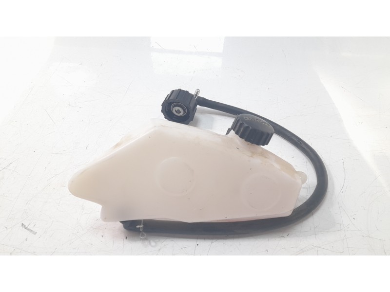 Recambio de deposito expansion para ktm duke 790 duke l referencia OEM IAM C90735065000  