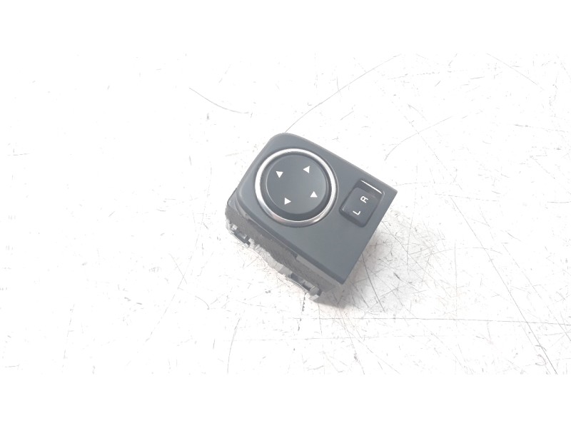 Recambio de mando retrovisor para kia ceed 1.0 tgdi cat referencia OEM IAM 93530J7200  