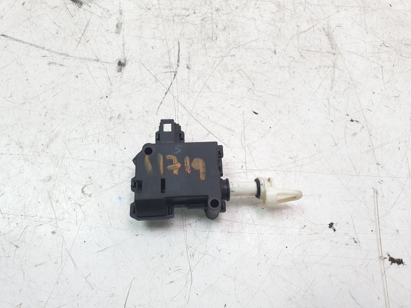 Recambio de actuador cierre para piaggio (vespa) piaggio medley 125 medley 125ie iget referencia OEM IAM PA630GF  