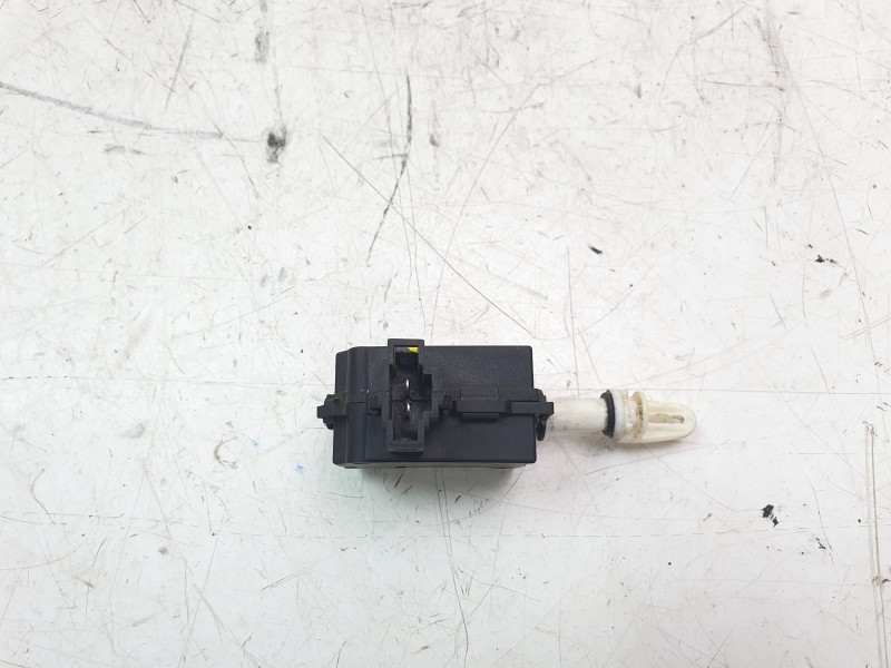 Recambio de actuador cierre para piaggio (vespa) piaggio medley 125 medley 125ie iget referencia OEM IAM PA630GF  